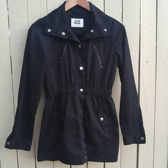 Vero Moda Black Jacket - Picture 1 of 5